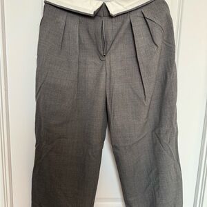 Aritzia Women's Gray Pleated Pants